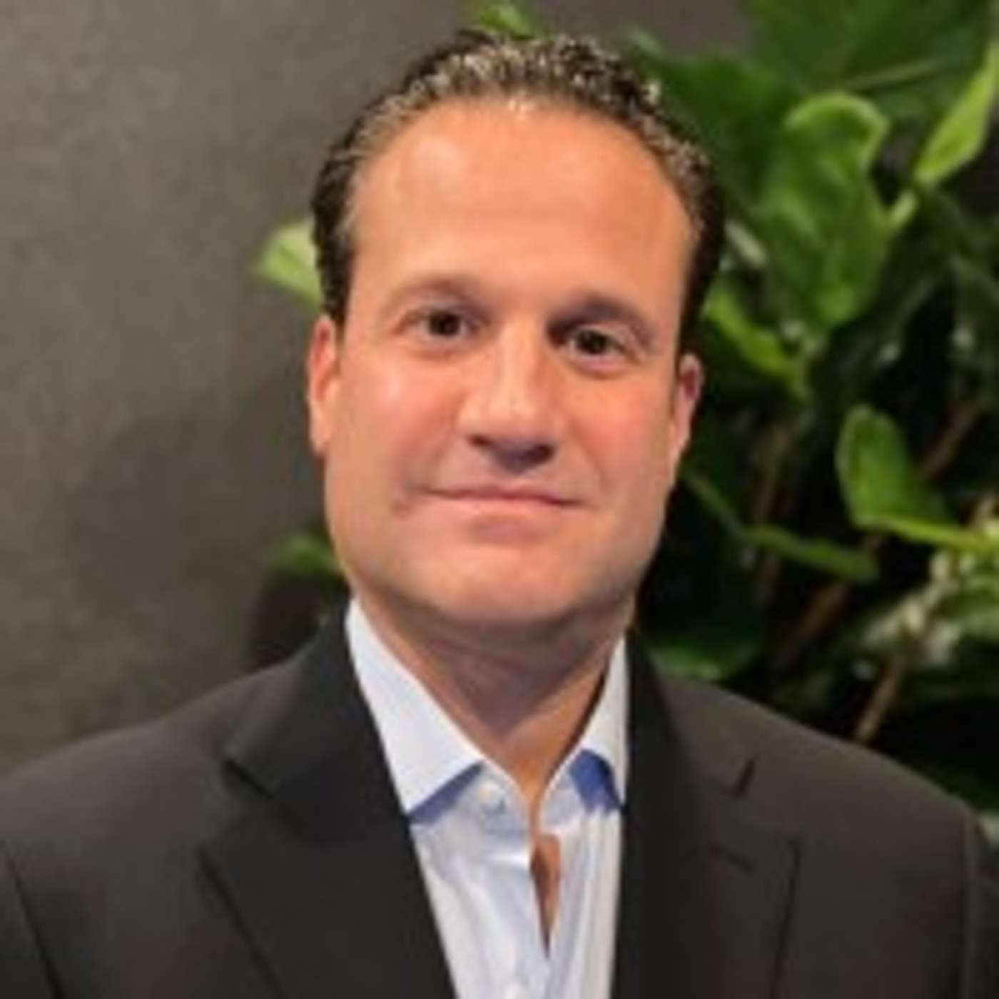 Portrait of Bruce Leuchter